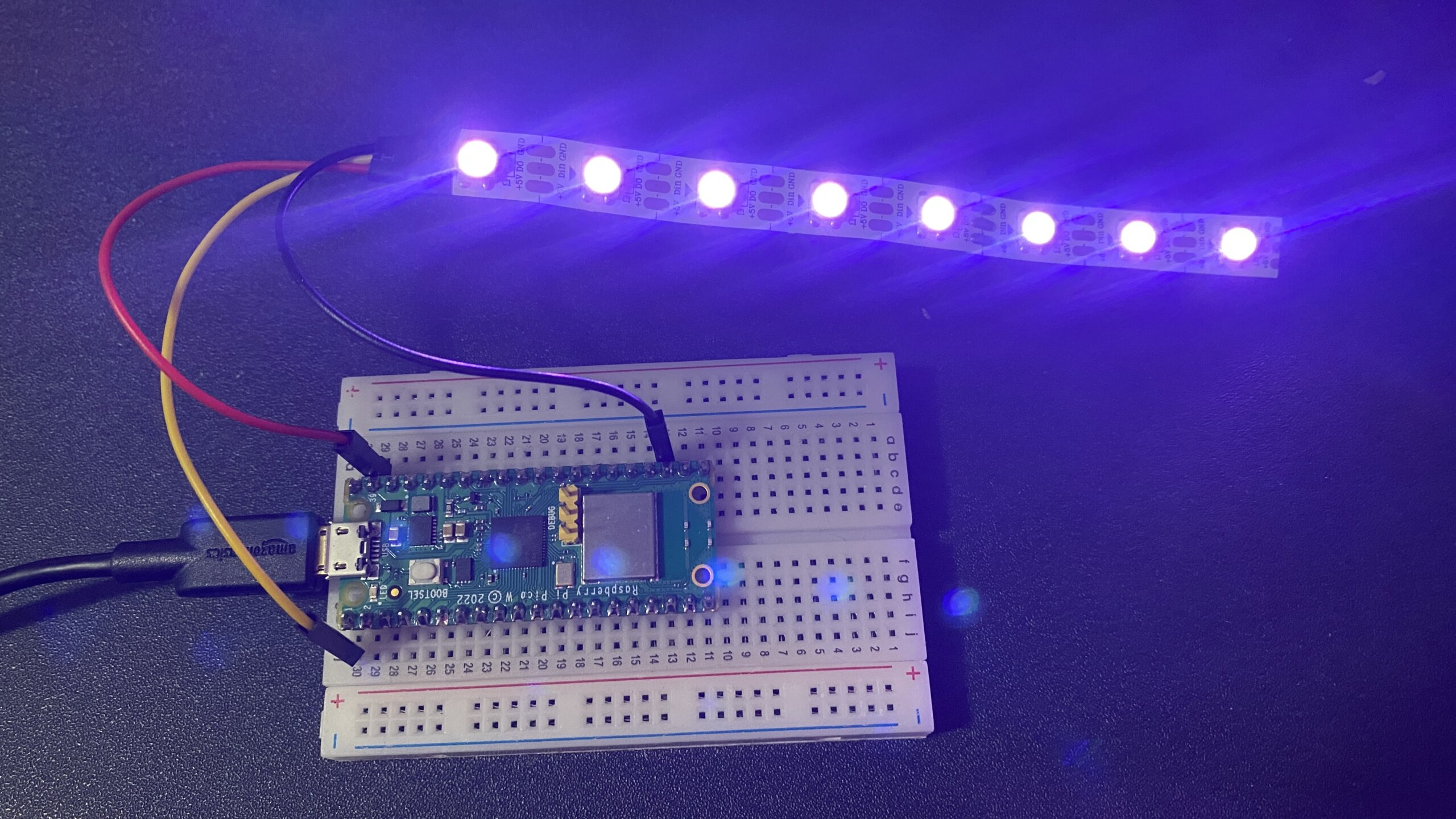 MicroPython: WS2812B Addressable RGB LEDs with ESP32 and ESP8266