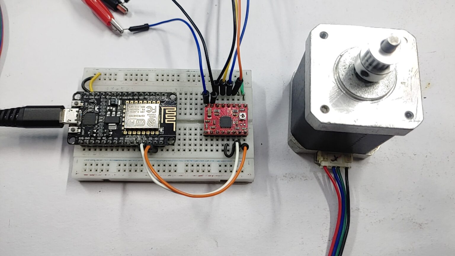 Control Stepper Motor With ESP8266 & A4988 Driver