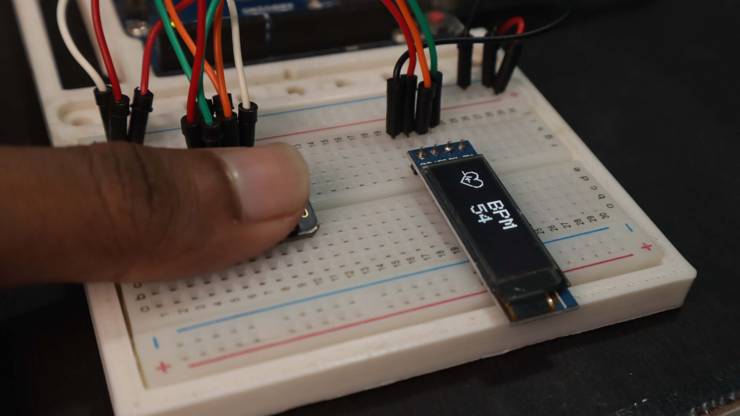 heart rate sensor using Arduino and max30102